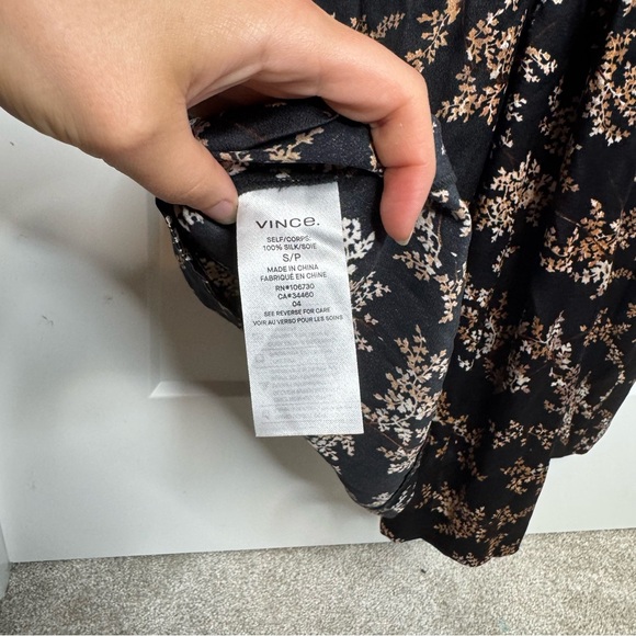 Vince Black and Cream Floral Midi Dress - Picture 7 of 7